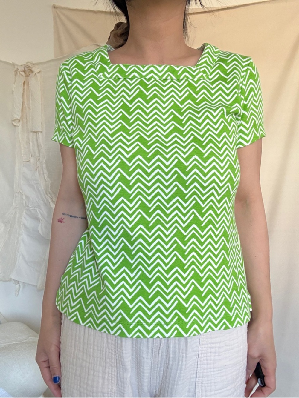 cute tee - Picture 3 of 3